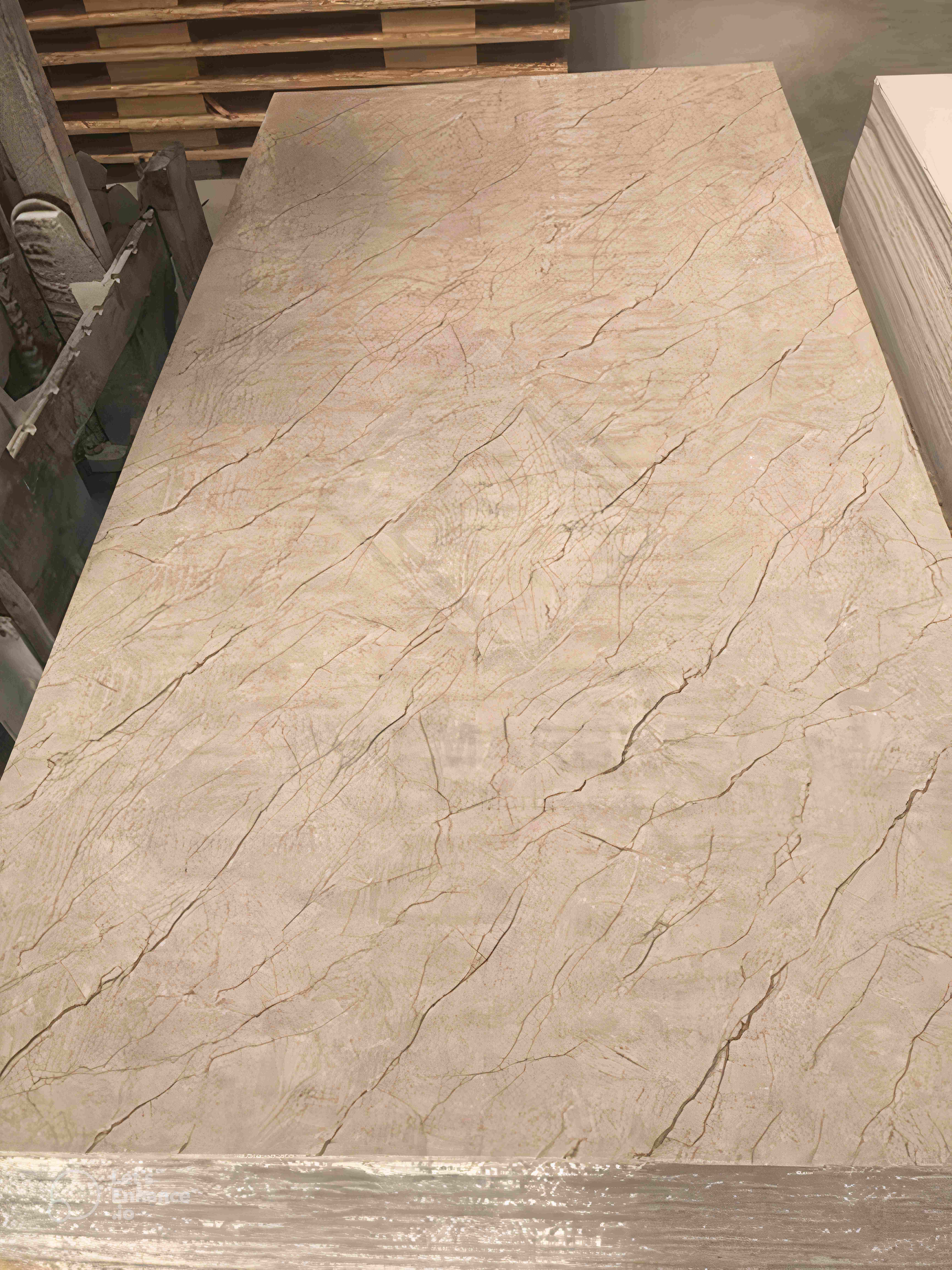 Fournisseur Panneau Mural PVC Imitation Marbre en France